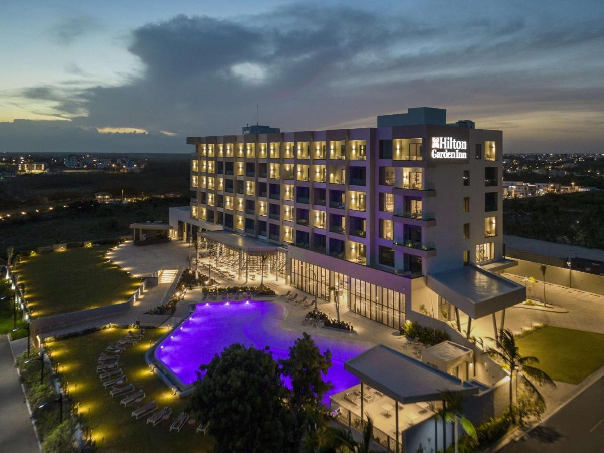 Hilton Garden Inn ラ・ロマーナ エクステリア 写真