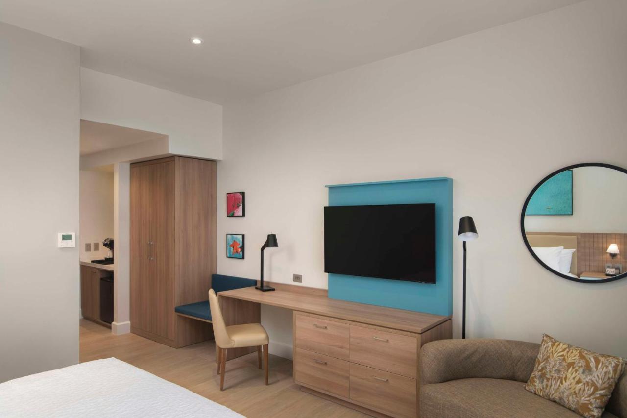 Hilton Garden Inn ラ・ロマーナ エクステリア 写真