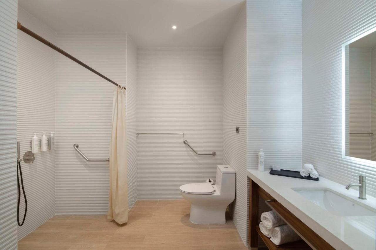 Hilton Garden Inn ラ・ロマーナ エクステリア 写真