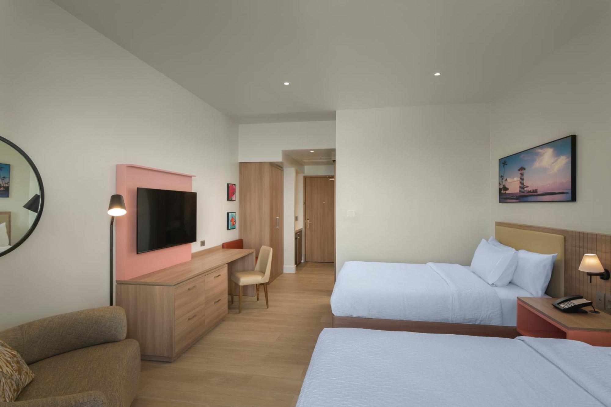 Hilton Garden Inn ラ・ロマーナ エクステリア 写真